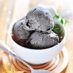 芝麻雪糕配花生碎(單球)