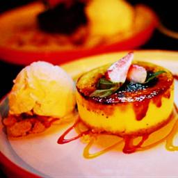 焦糖芝士餅配雪糕